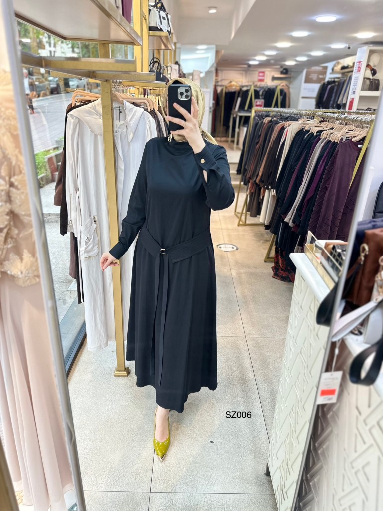 SZ006 Selma Zaferoğlu Kemer Detaylı Elbise