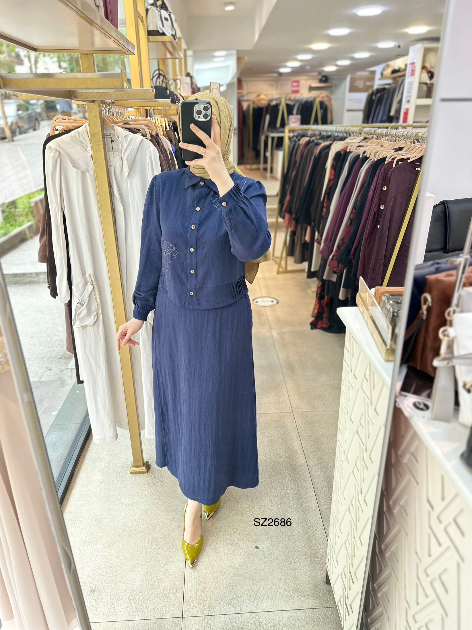 SZ2686 Çiçek Detaylı Keten Takım