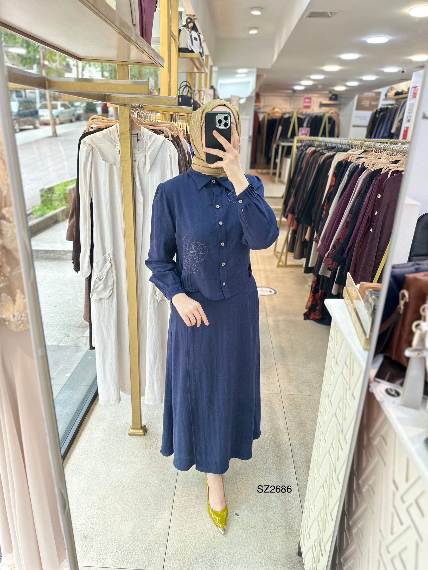 SZ2686 Çiçek Detaylı Keten Takım - Görsel 2